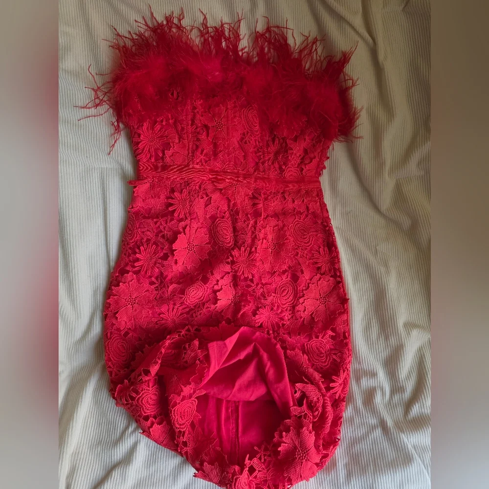 Karen Millen Lace Off The Shoulder Feather Dress Woven Midi Dress  Red sz 8 NWT